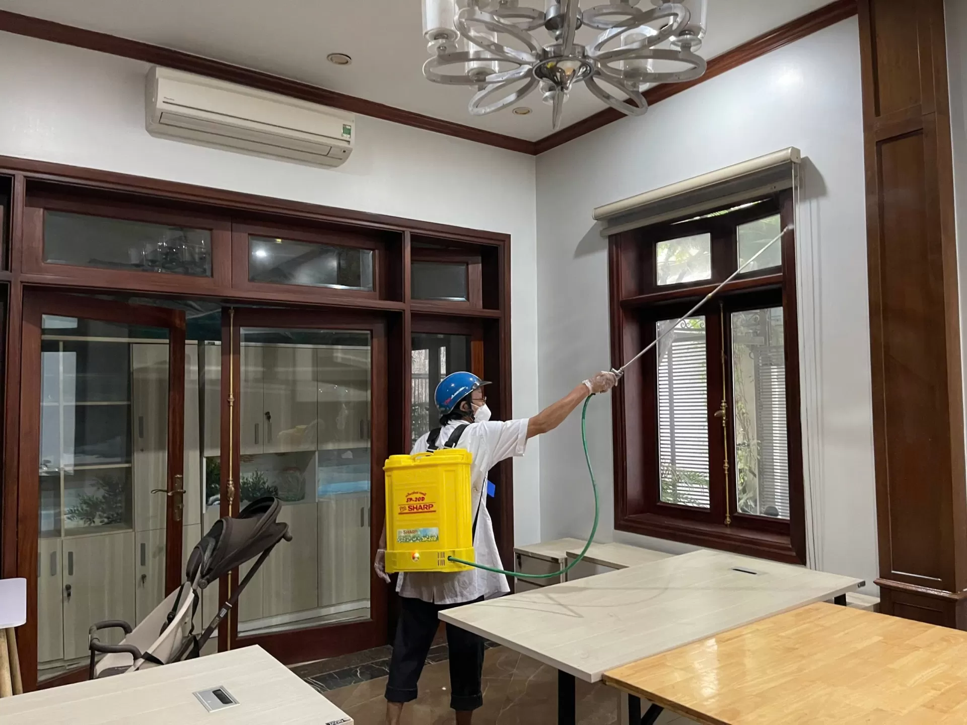 Phun vệ sinh dịch tễ